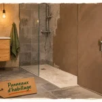 Panneaux d'habillage pour rénover sa salle de bains pas cher, panneau étanche près de la douche